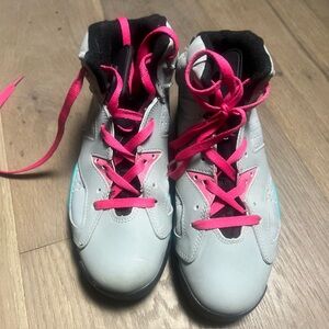 Air Jordan 6 Retro Doernbecher  Nike Freestyle Jillian IB6059-920 Women Size 8